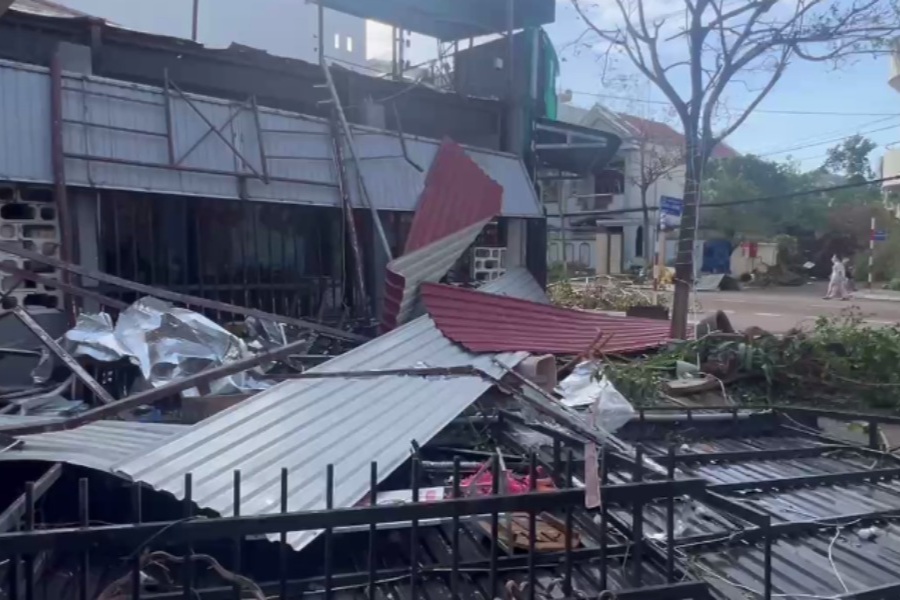 越南近期强降雨和山体滑坡已致7死多伤 越南近期强降雨和山体滑坡已致7死多伤