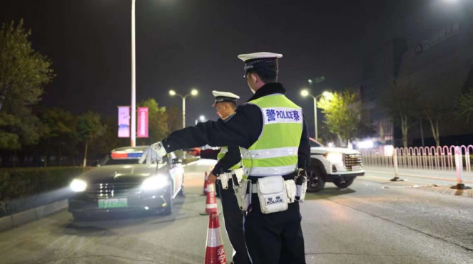 半斤白酒“壮胆”，男子酒驾被查！