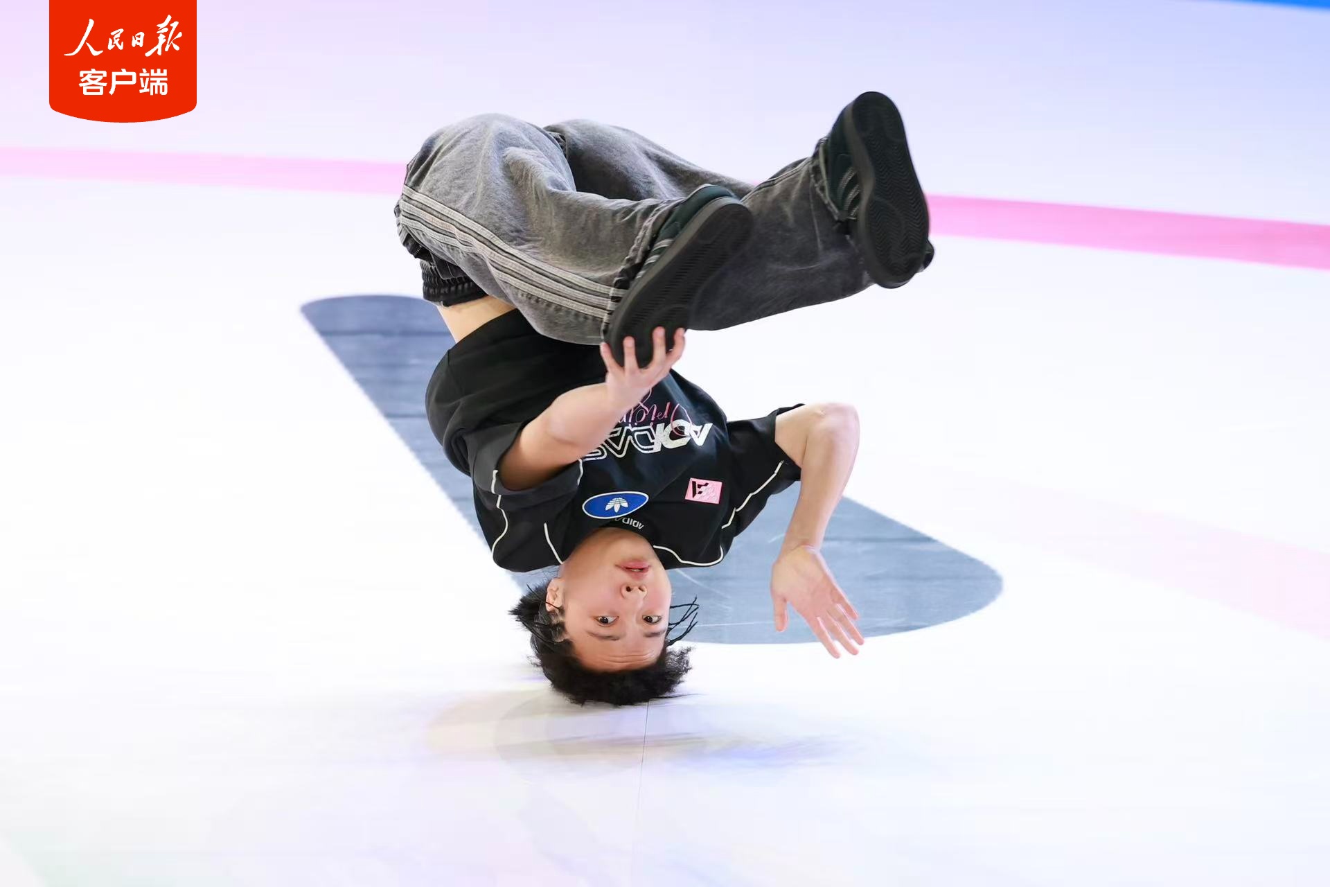 刘清漪卫冕全运会霹雳舞女子组冠军 刘清漪卫冕全运会霹雳舞女子组冠军