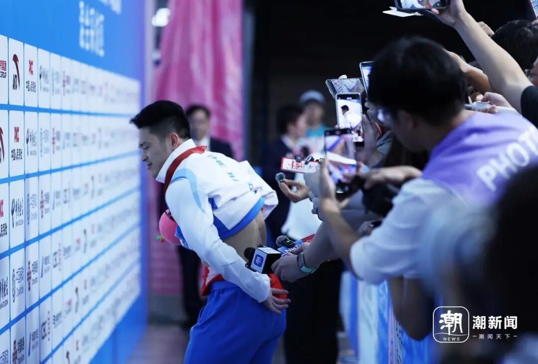 32岁石智勇泪洒全运会领奖台！结束22年举重生涯