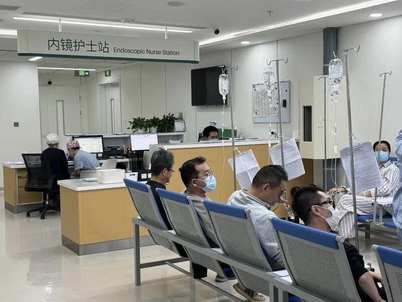 “柿”可而止，别让固体杨枝甘露成“肠胃刺客”！医生提醒