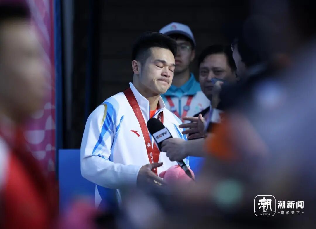 32岁石智勇泪洒全运会领奖台！结束22年举重生涯