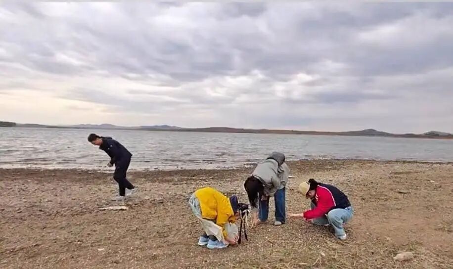来辽宁“寻宝”,捡石头路线都给你摸清楚儿的 来辽宁“寻宝”,捡石头路线都给你摸清楚儿的