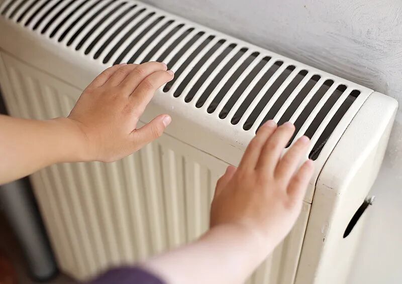 暖气要“放水”才会热？这样做就错了！（附正确方法）