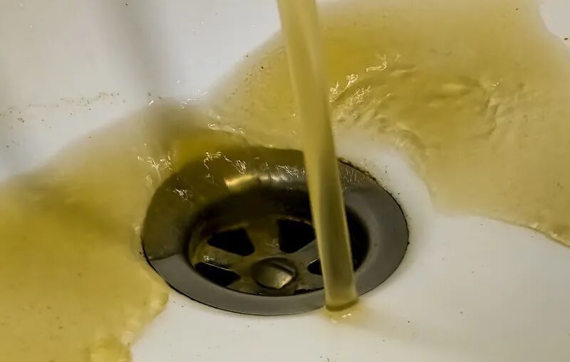 暖气要“放水”才会热？这样做就错了！（附正确方法）