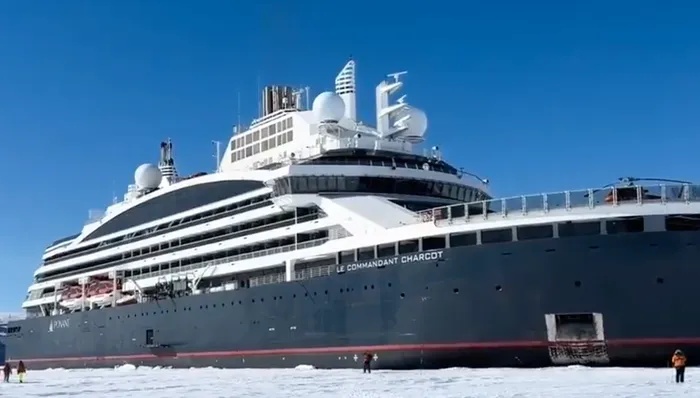 在南极发布全员信被吐槽！俞敏洪辟谣坐邮轮花148万元，明年将选20人到南极来看一看