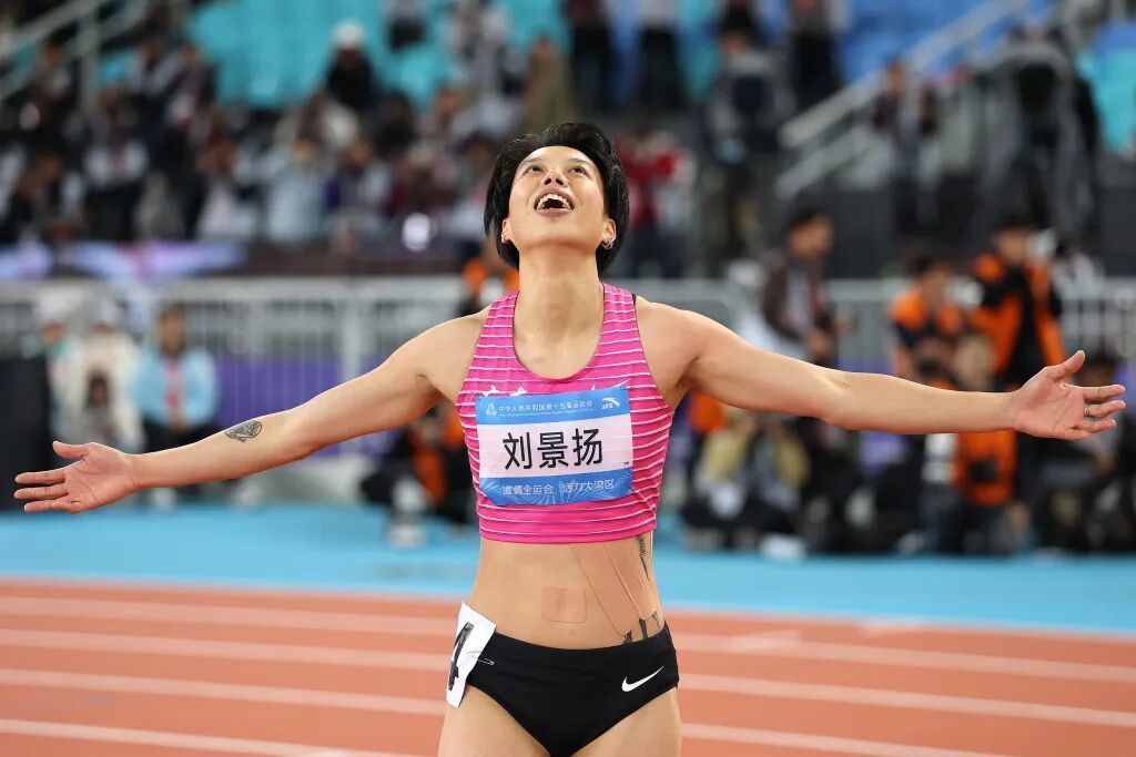 赛后，吴艳妮哭了