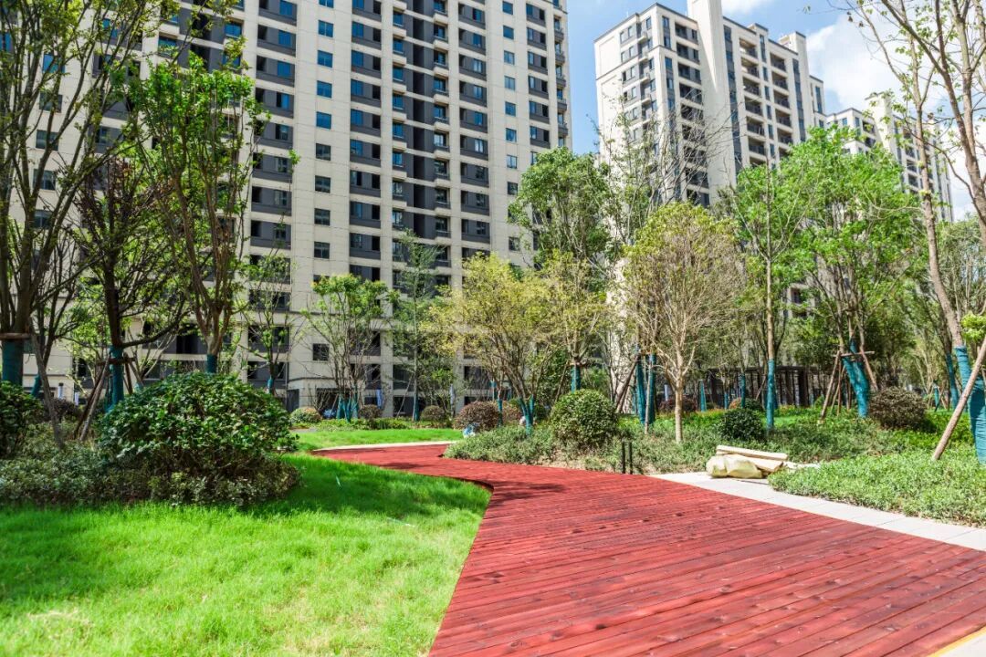 北京一业主因不交物业费，被拒参与小区车位摇号！合理吗？