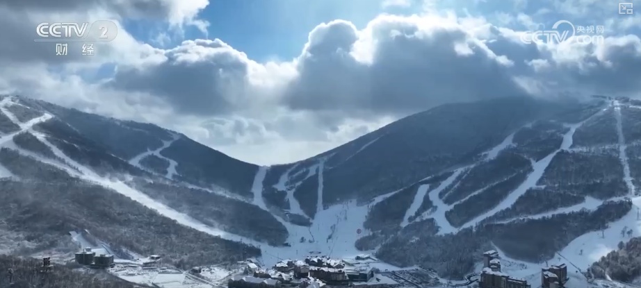 精细化贴心服务上“新” “冰雪经济”火热文旅市场“热气”升腾
