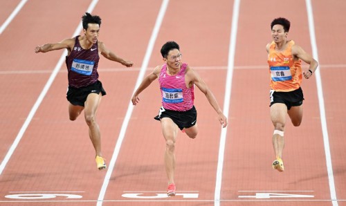 全运会 | 田径综合：陈妤颉创近六届最快夺冠成绩 吴艳妮0.04秒劣势失金