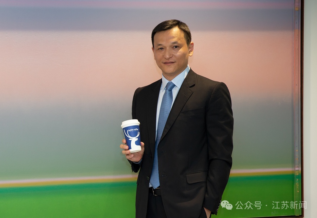 瑞幸董事长平均一天喝六七杯！医生提醒