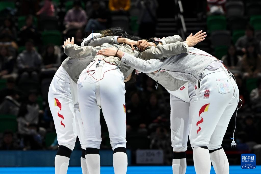 十五运会击剑——女子佩剑团体金牌赛：江苏队夺冠