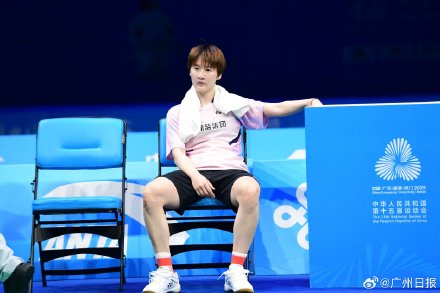 王祉怡加冕羽毛球女单冠军 王祉怡加冕羽毛球女单冠军