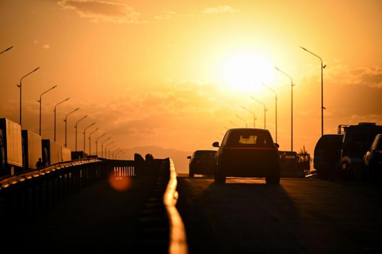 列国鉴丨记者观察：中国新能源汽车在中亚“实力圈粉”