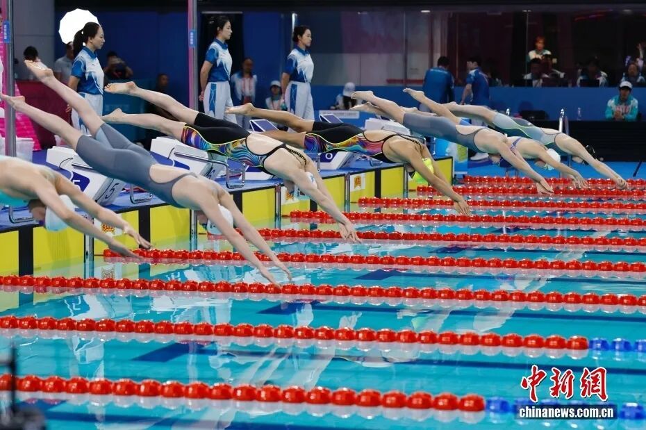 游泳比赛，真的可以用狗刨？