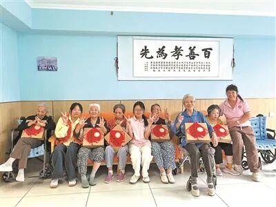 开养老院的年轻人，想“终结”阿尔茨海默病