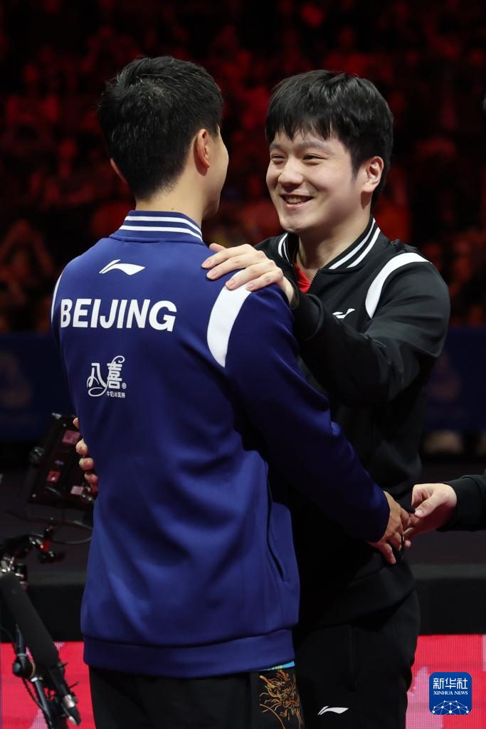 十五运会乒乓球——男子团体金牌赛:北京队夺冠 十五运会乒乓球——男子团体金牌赛:北京队夺冠