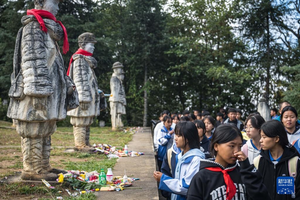 云南龙陵:探访松山战役旧址 云南龙陵:探访松山战役旧址