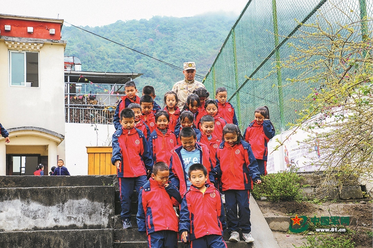 “兵老师”的到来,墨脱县背崩乡小学有了什么变化? “兵老师”的到来,墨脱县背崩乡小学有了什么变化?