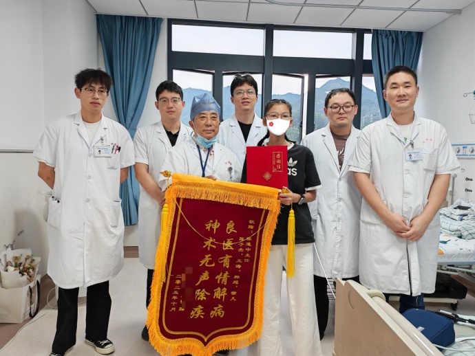 “妈妈,我不喘了!”14岁少女在福州重获“心”生 “妈妈,我不喘了!”14岁少女在福州重获“心”生
