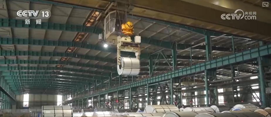 区域能源交通向“绿”向“新” 多视角“数”看京津冀大气污染防治新成效 区域能源交通向“绿”向“新” 多视角“数”看京津冀大气污染防治新成效