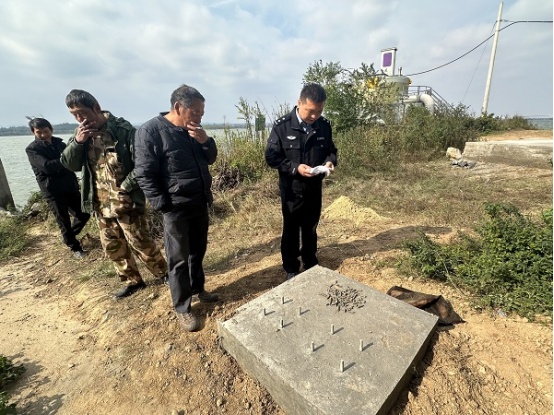 男子以为钓到大鱼，没想到竟是108发子弹！警方：疑为历史遗留弹药，仍具备一定危险性