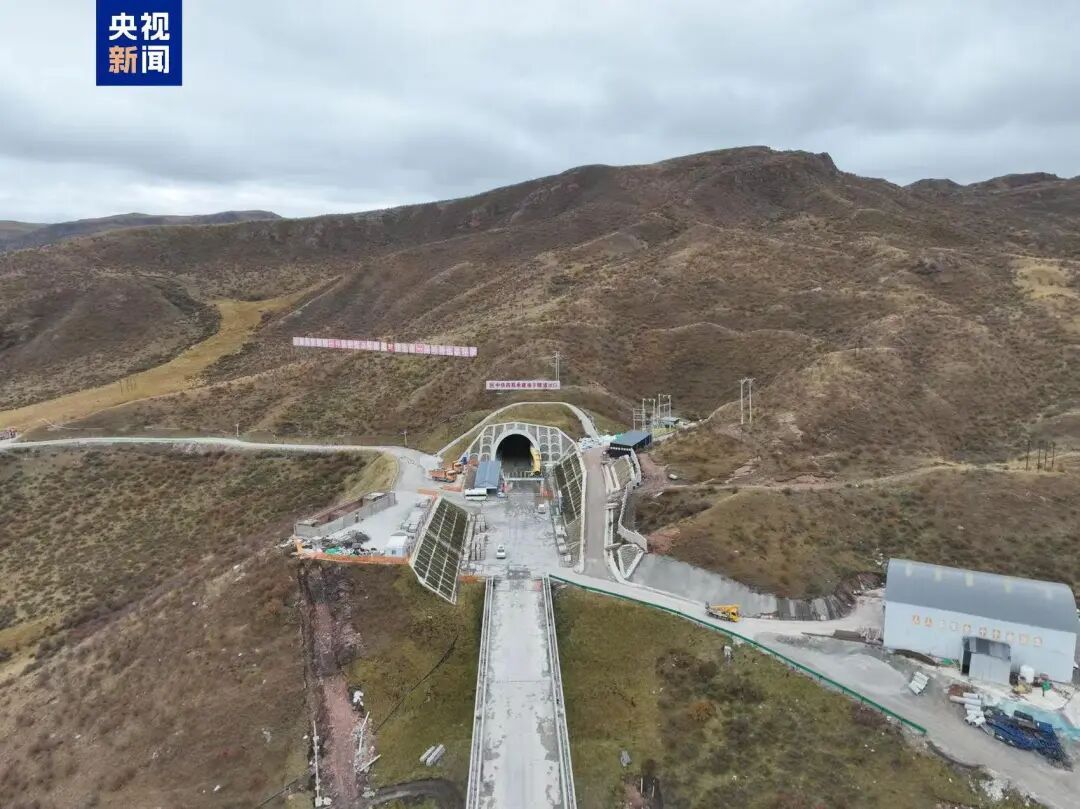 西宁4.5小时跑拢成都！西成铁路最新进展