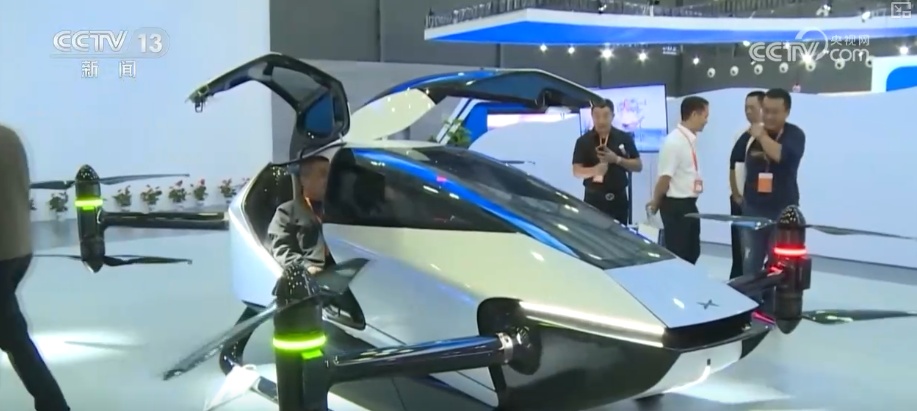 多轮驱动发力，1.5万亿元！低空经济增长强劲 向“规模化落地”跨越