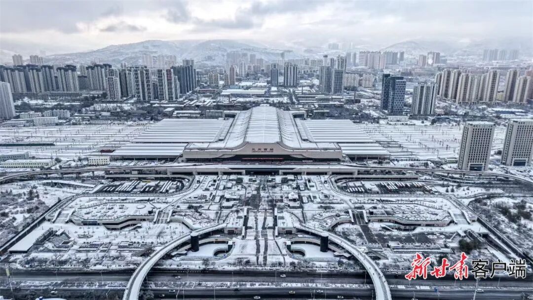 强冷空气影响，甘肃44个县区出现降雪