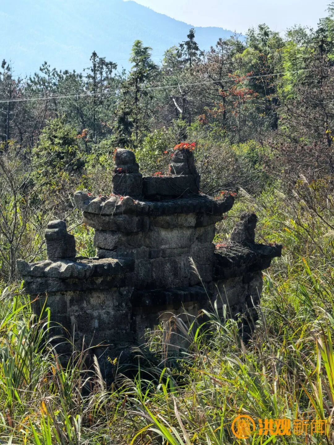 乘南昌梅岭云端索道看古遗迹 乘南昌梅岭云端索道看古遗迹