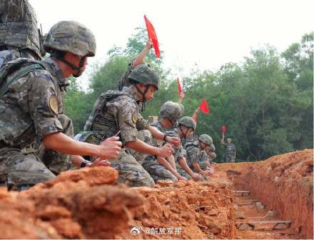 组图!直击武警工兵分队演练现场 组图!直击武警工兵分队演练现场