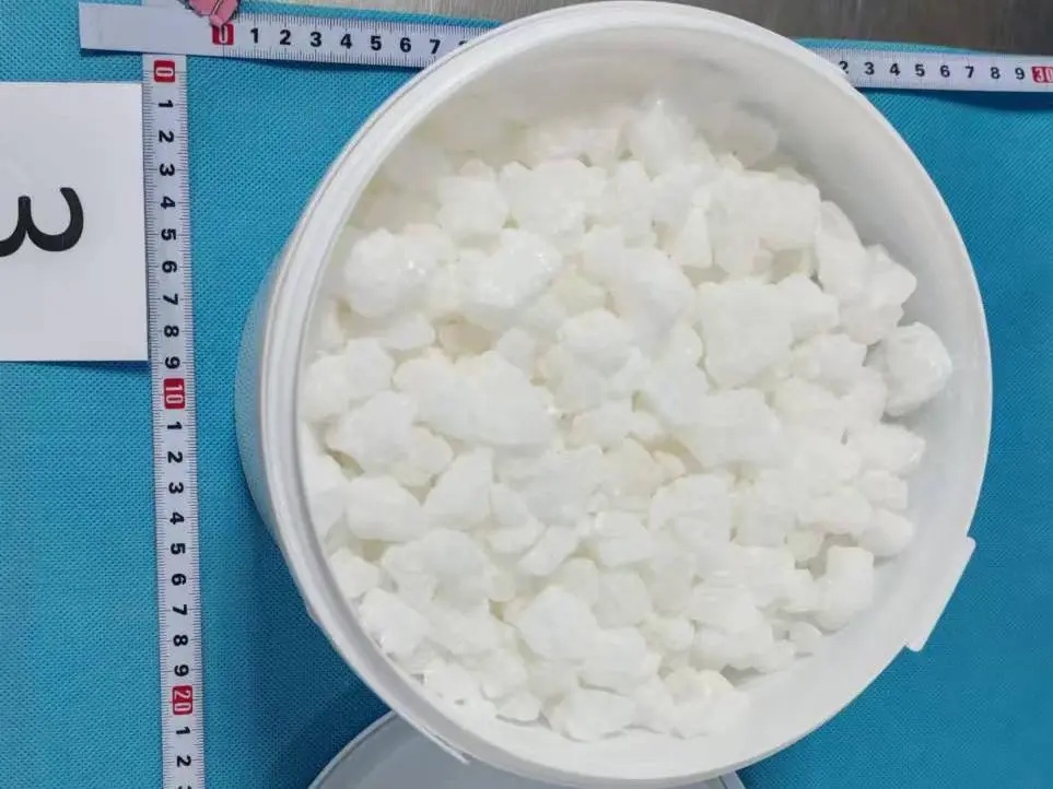 5个桶里装了10公斤K粉! 5个桶里装了10公斤K粉!