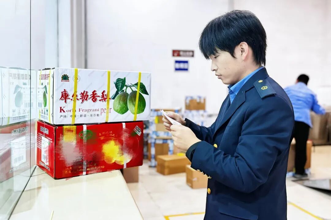 安检仪扫出！这些形状饱满的小圆球，是啥？