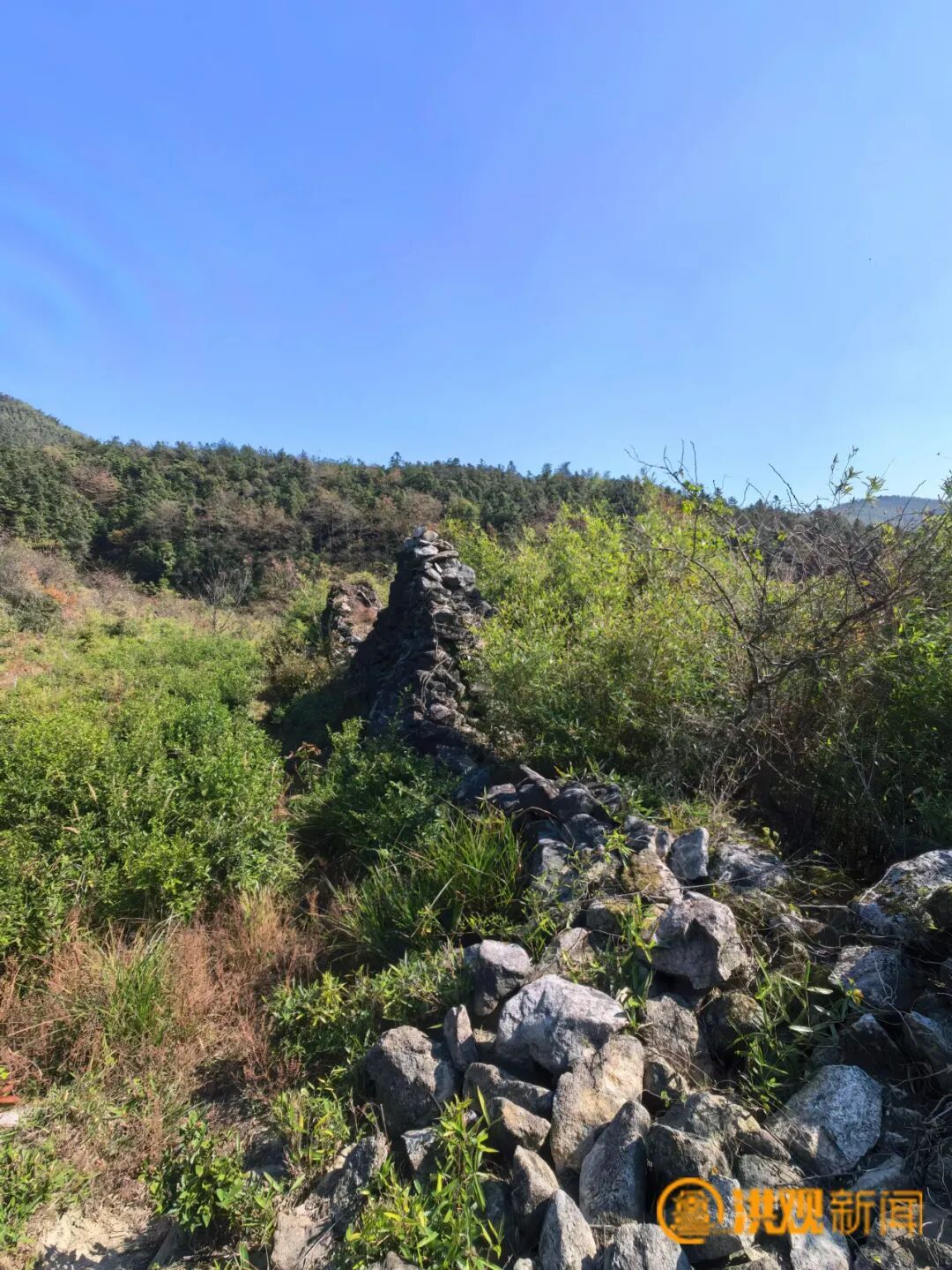 乘南昌梅岭云端索道看古遗迹 乘南昌梅岭云端索道看古遗迹