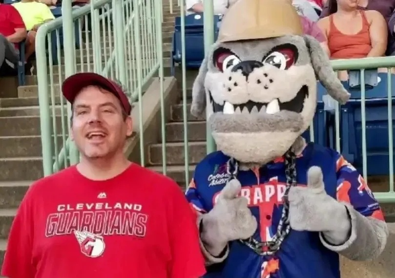 9公斤大便完全阻塞大肠，美国一男子在照护中心内便秘身亡