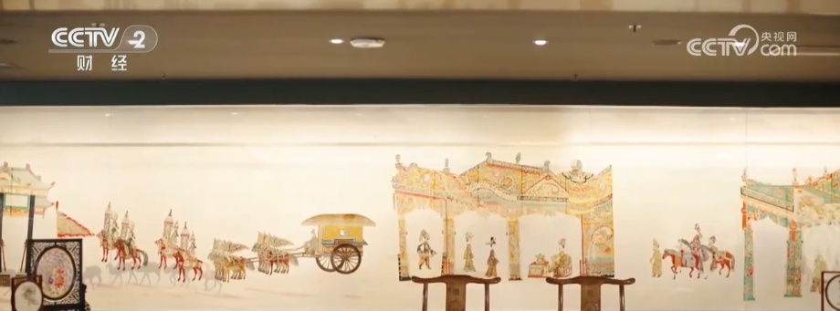 “品牌赋能+跨界融合”拓宽非遗消费新市场 年轻化创意让青年群体“心向往之”