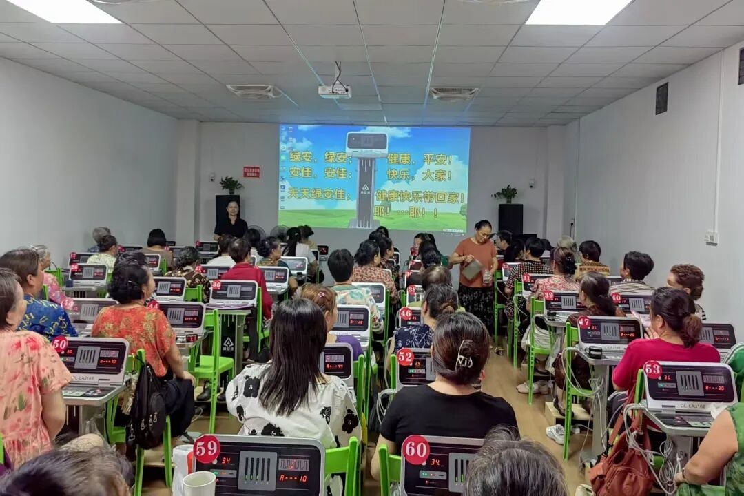 从“免费领鸡蛋”到积蓄被掏空!保健品坑老“三板斧”曝光 从“免费领鸡蛋”到积蓄被掏空!保健品坑老“三板斧”曝光