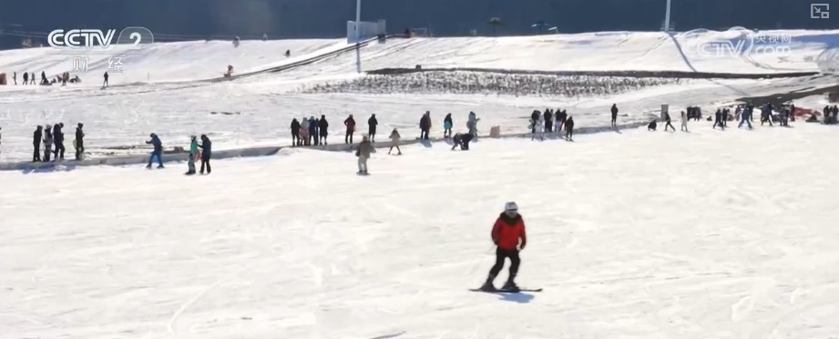 “冷”资源“热力四射”激活经济“热引擎” 百姓“家门口”吃上“旅游饭”