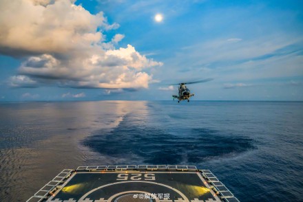 直击海军某护卫舰支队开展海上训练