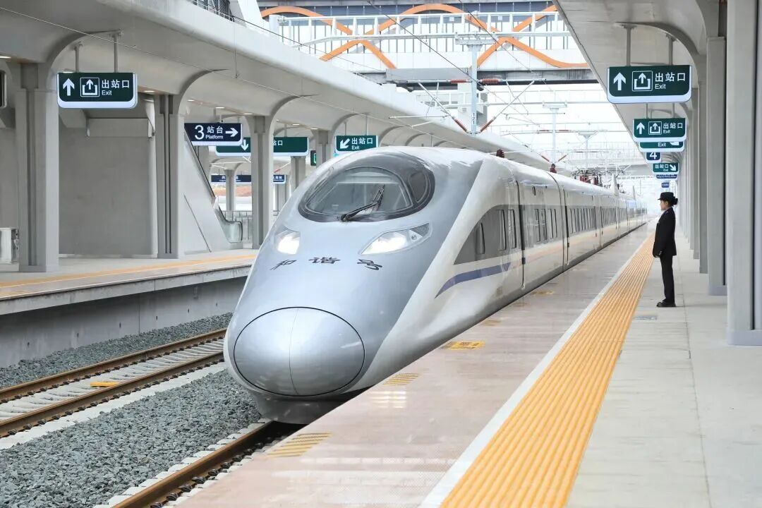 时间确定！盘兴高铁月底正式开通运营