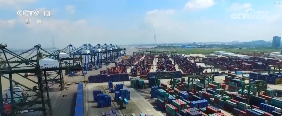 “爆款”“上头”!多维度观察 外贸凭借“硬核支撑”铺开全球贸易“网络” “爆款”“上头”!多维度观察 外贸凭借“硬核支撑”铺开全球贸易“网络”