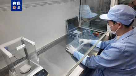 首批月壤砖完成一年太空实验状态良好 首批月壤砖完成一年太空实验状态良好