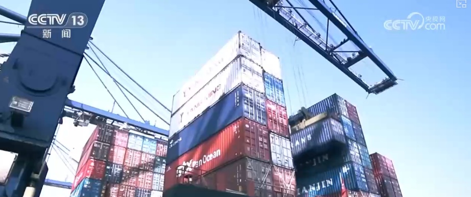 “爆款”“上头”!多维度观察 外贸凭借“硬核支撑”铺开全球贸易“网络” “爆款”“上头”!多维度观察 外贸凭借“硬核支撑”铺开全球贸易“网络”