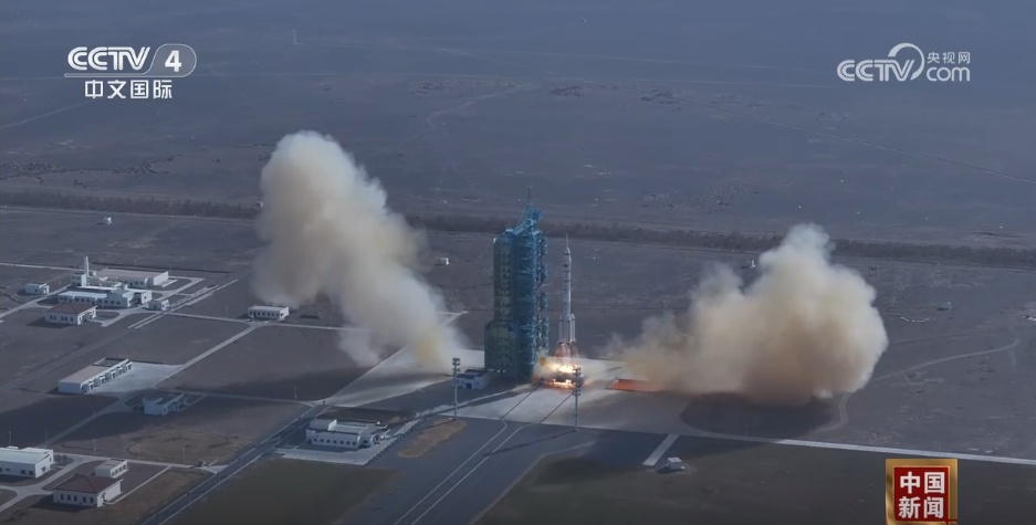 首次启动应急发射 太空“换乘”展现中国航天“硬核”实力