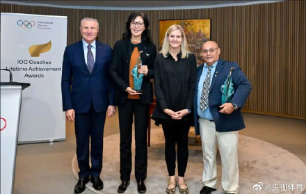 中国排协祝贺郎平获奖