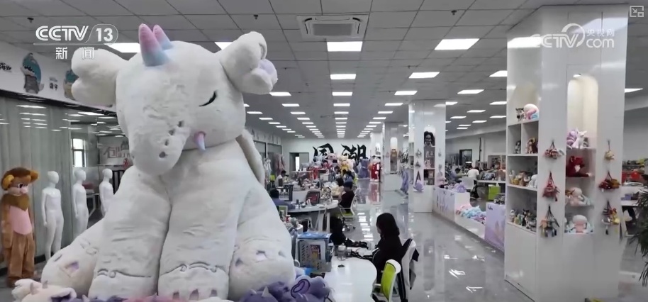 “爆款”“上头”!多维度观察 外贸凭借“硬核支撑”铺开全球贸易“网络” “爆款”“上头”!多维度观察 外贸凭借“硬核支撑”铺开全球贸易“网络”