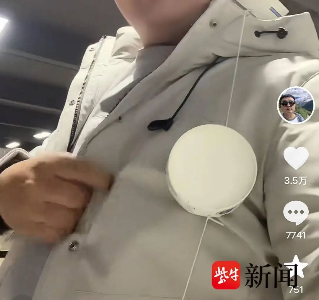 听人劝吃饱饭!常州95后老板脑洞大开把鼠标垫、烟灰缸、内裤做成男装吊牌 听人劝吃饱饭!常州95后老板脑洞大开把鼠标垫、烟灰缸、内裤做成男装吊牌