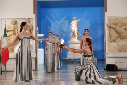 期待！米兰冬奥会火种采集完成