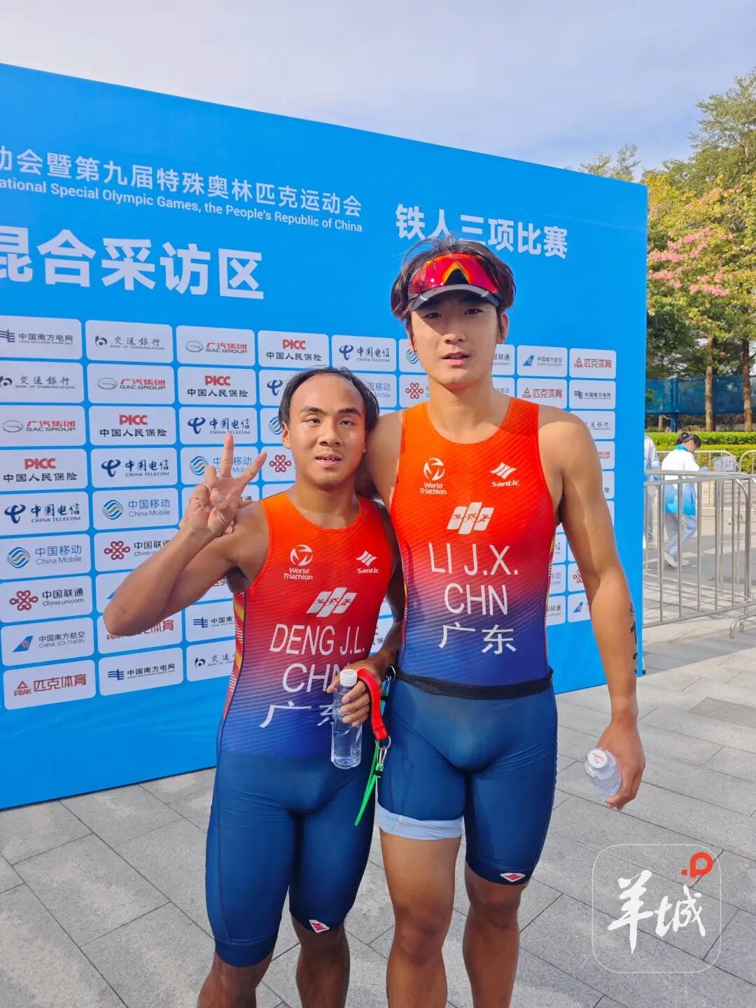 我国首个残疾人铁人三项比赛，广东队摘首金！