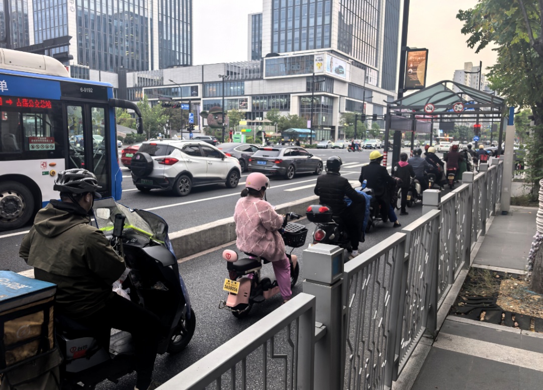 杭州不少人突然收到这条短信！有人担心：真的假的？官方回应